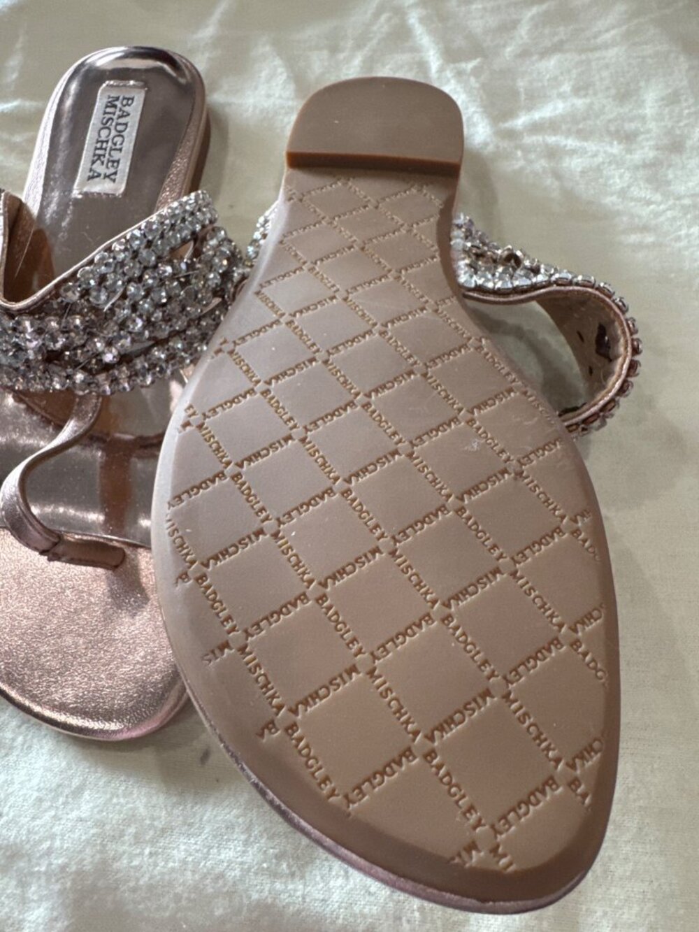 Badgley Mischka Rose Gold Rhinestone Embellished Leather Sandals Size 8 - Picture 3 of 8